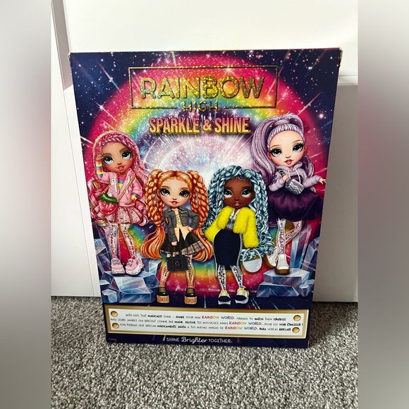 Rainbow High Sparkle and Shine Rosetta doll - Picture 4 of 5
